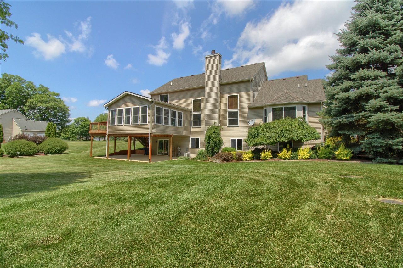 main property photo 41