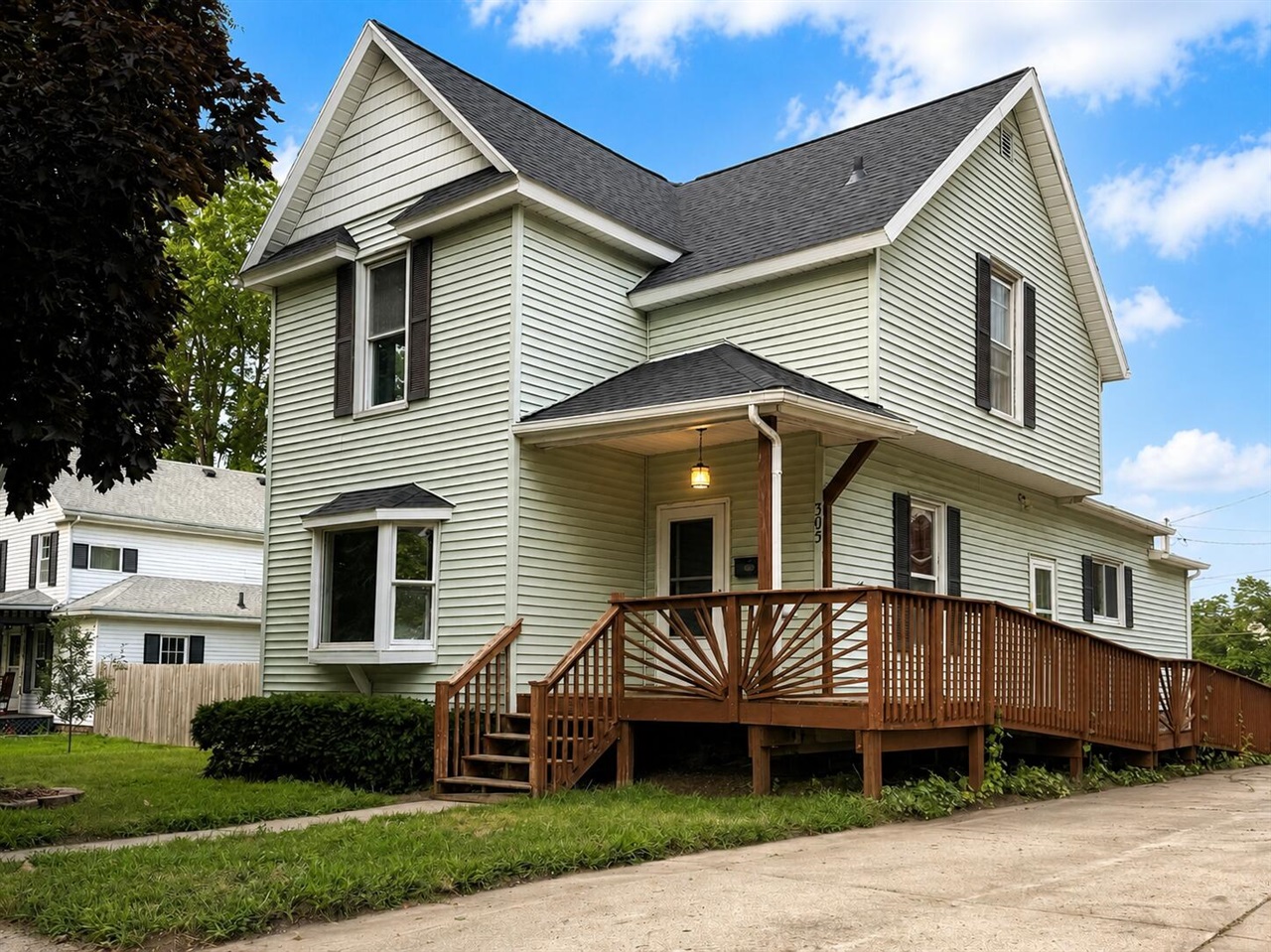 main property photo 22
