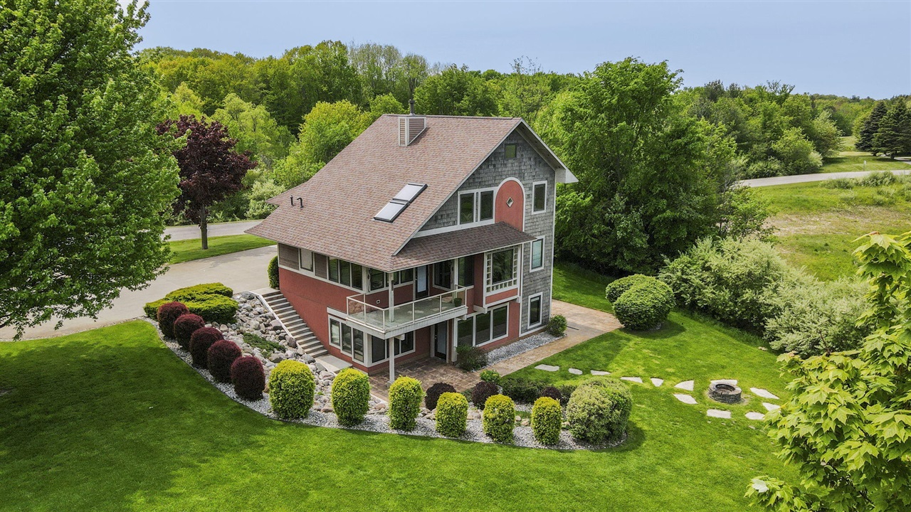 main property photo 61