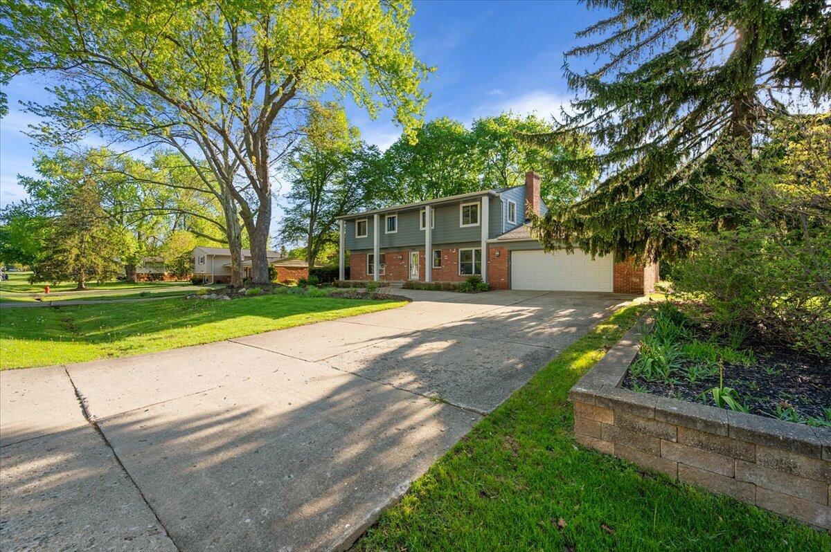 main property photo 5