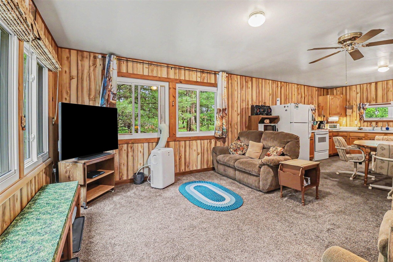property viewer photo 8