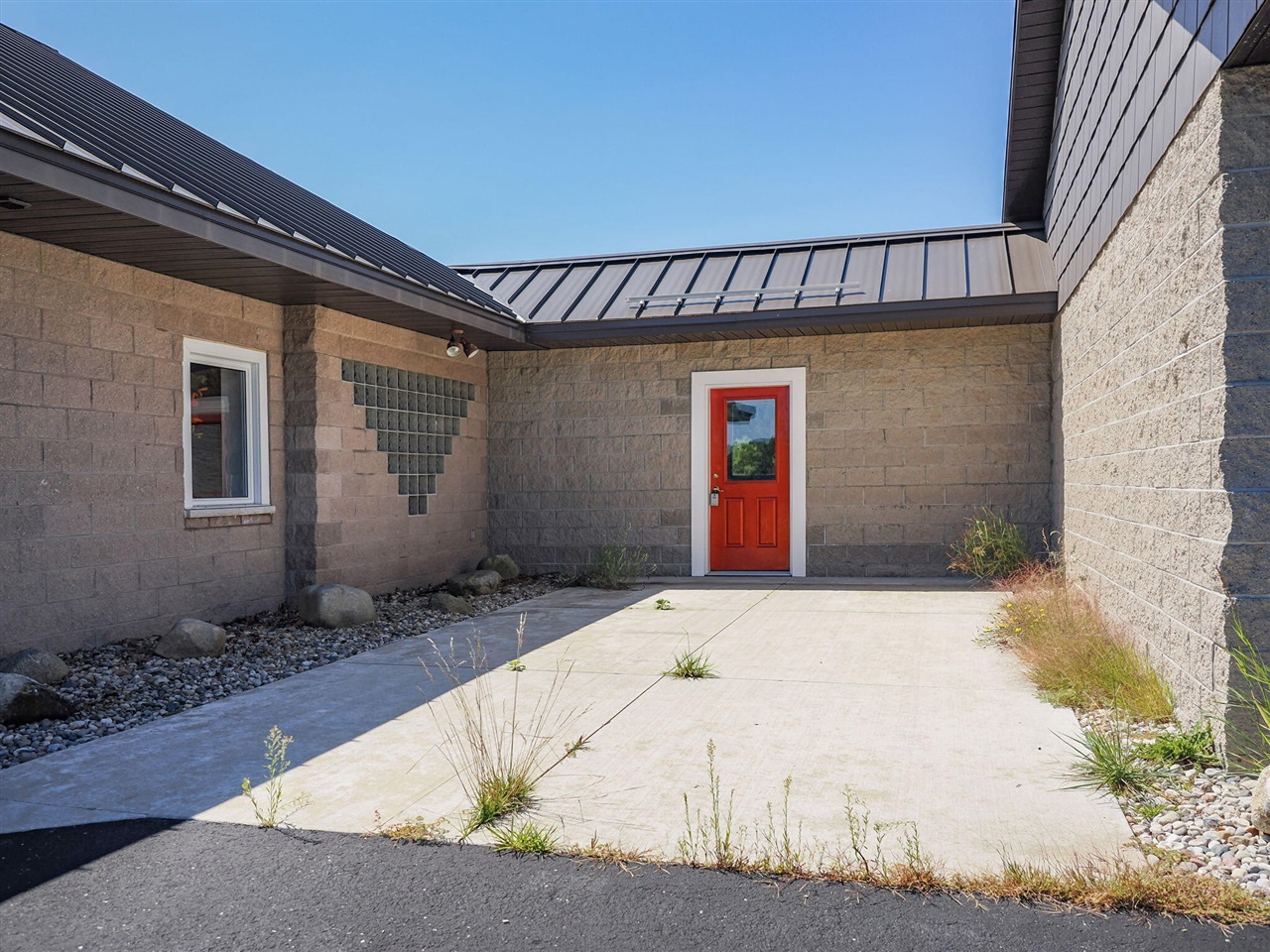 main property photo 73