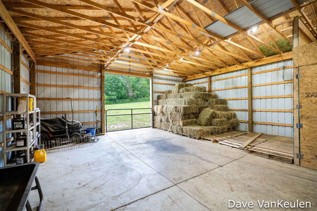 main property photo 54