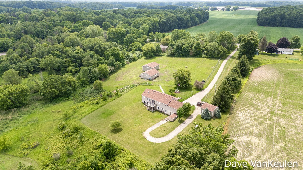main property photo 57