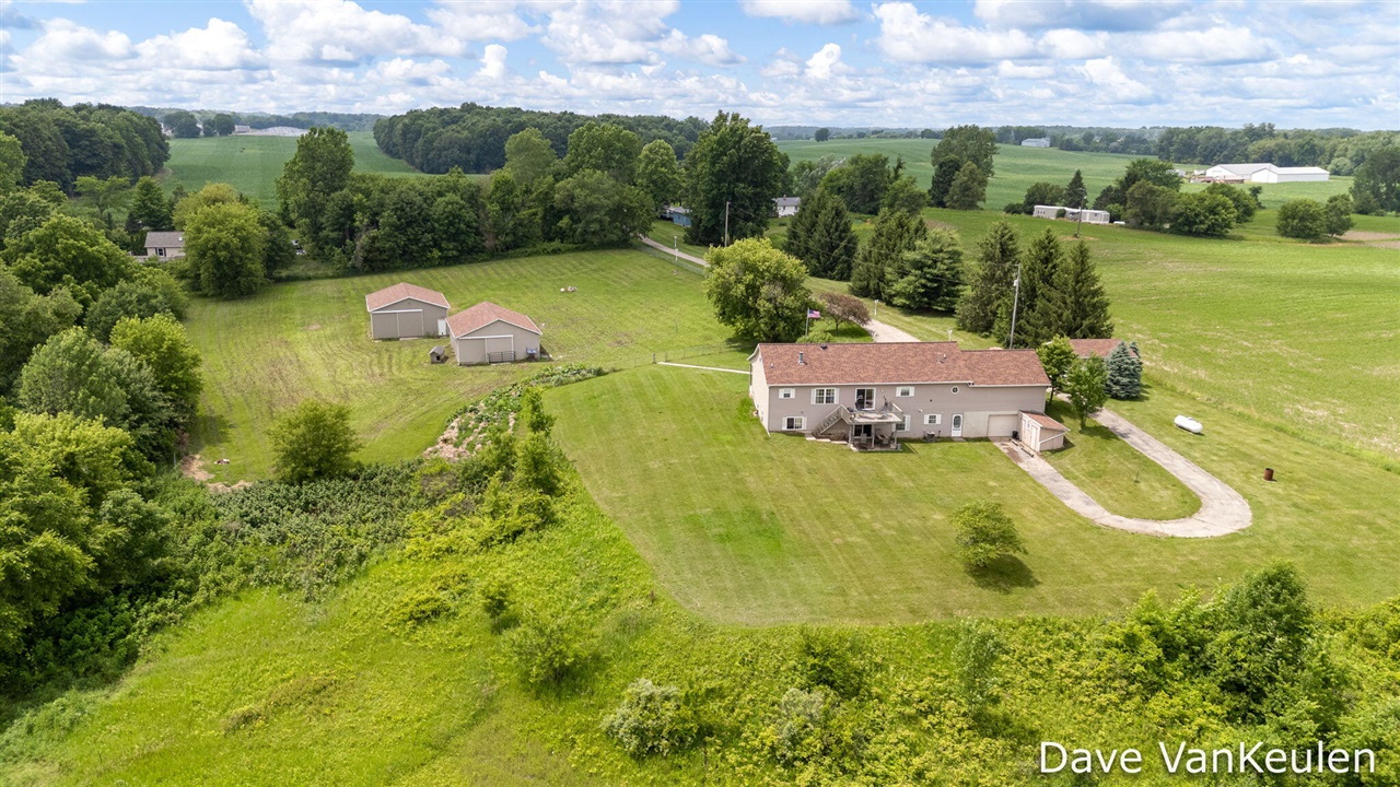 main property photo 61