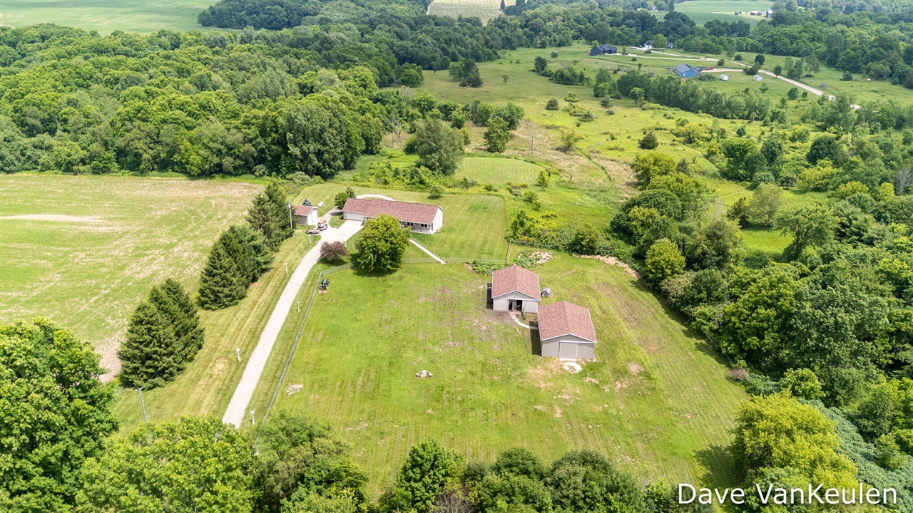 main property photo 65