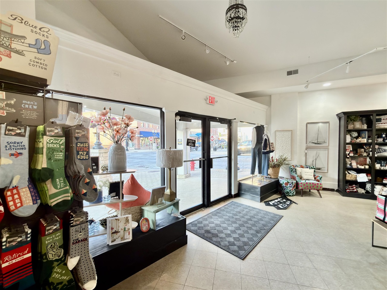 main property photo 16