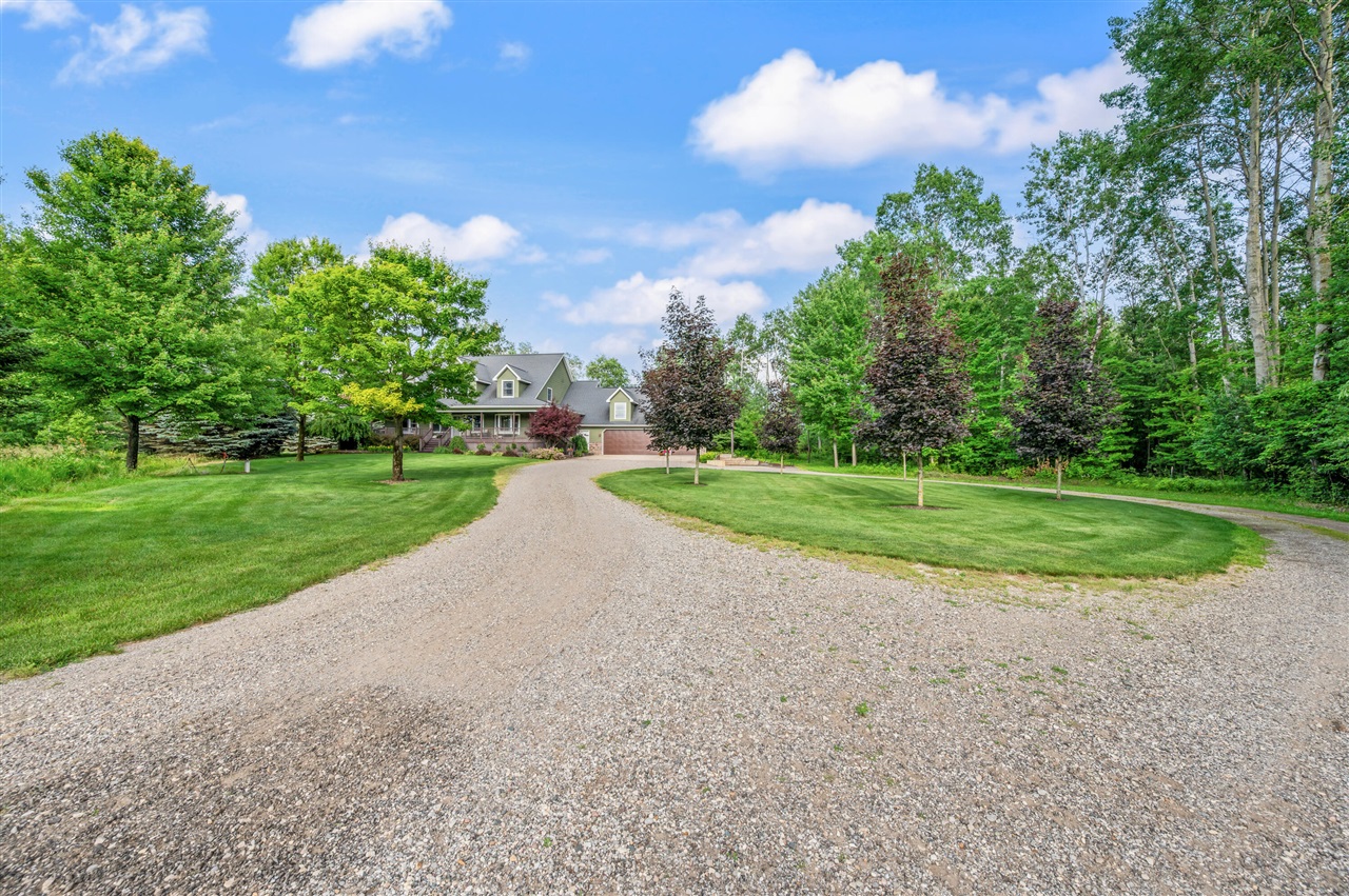main property photo 70