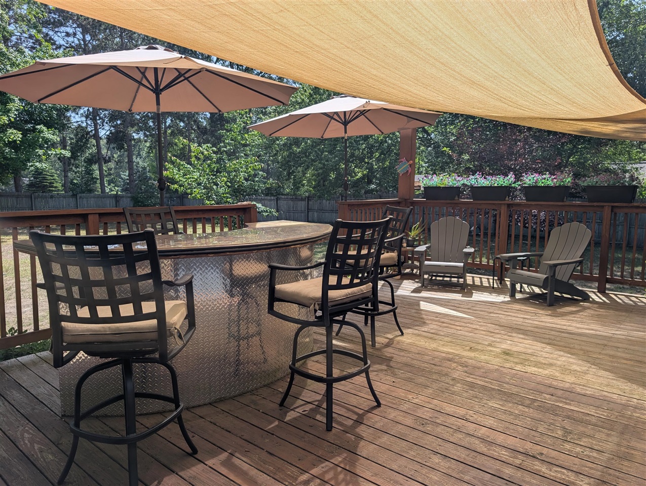 main property photo 11