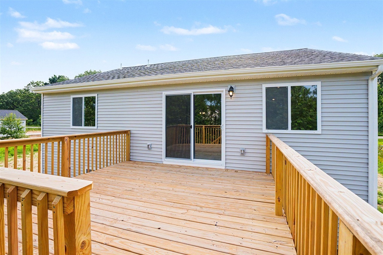 main property photo 22