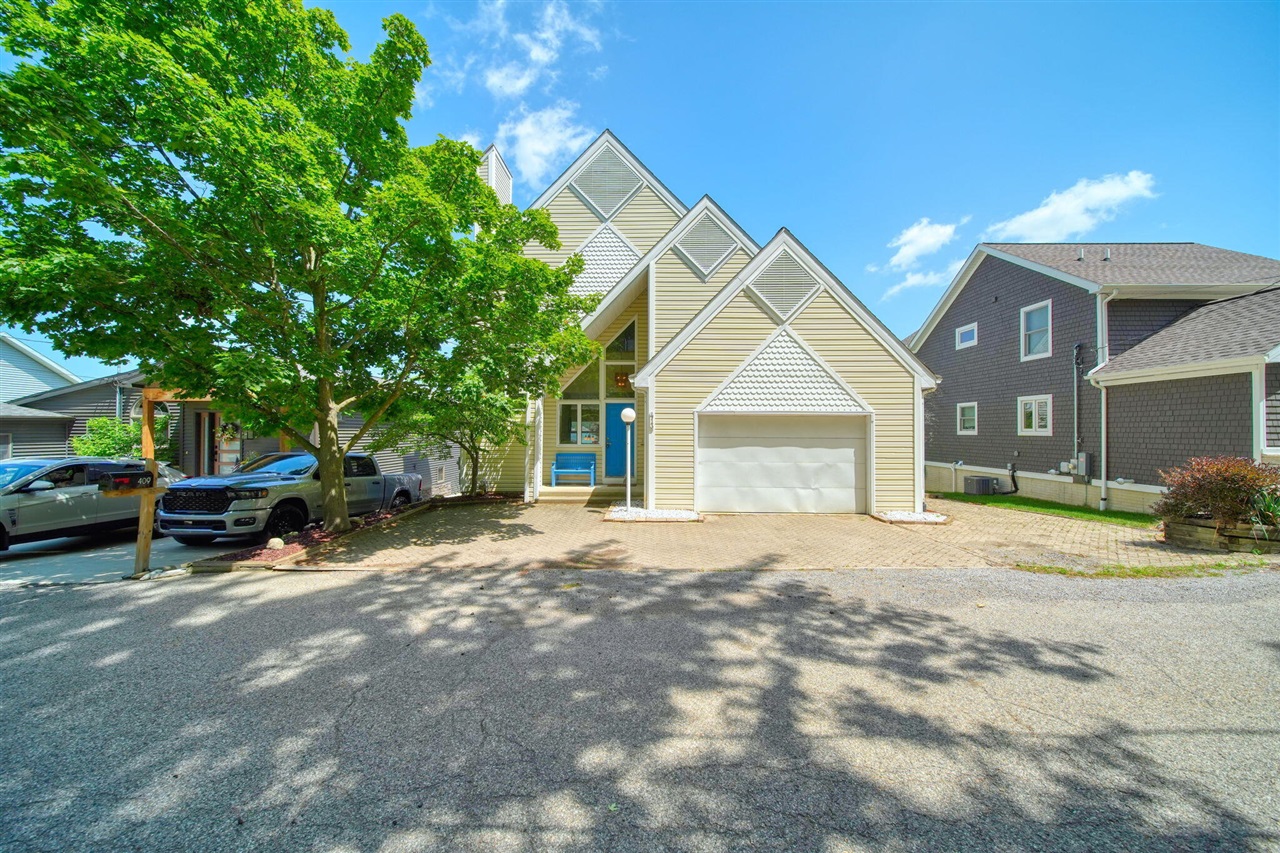 main property photo 70