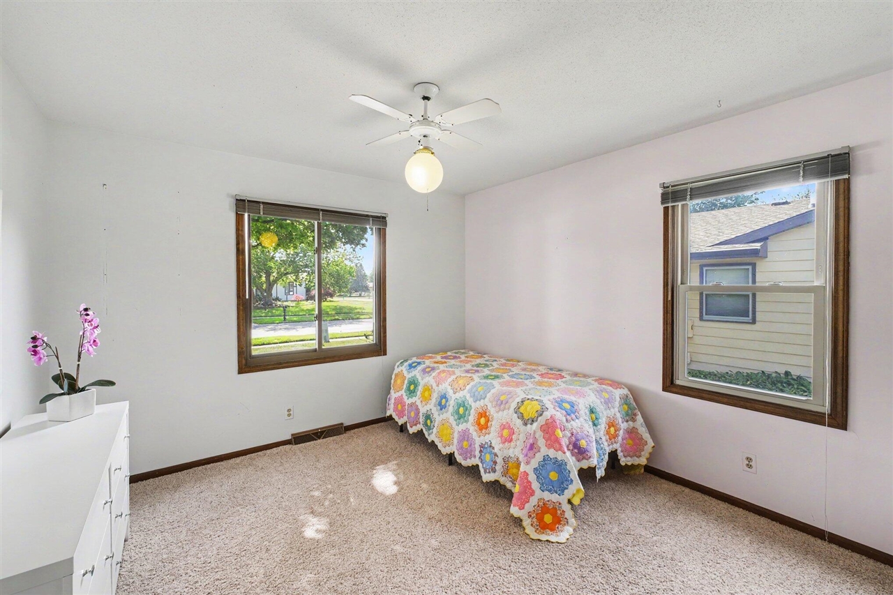 property viewer photo 14