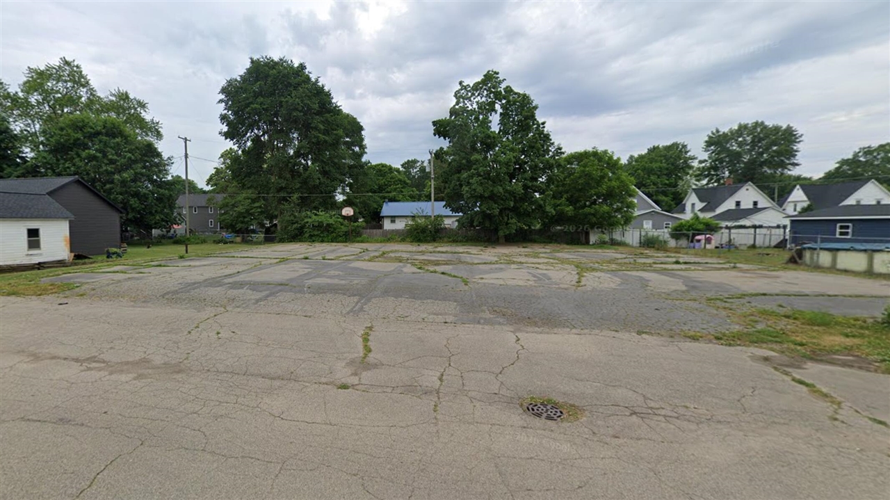 main property photo 3