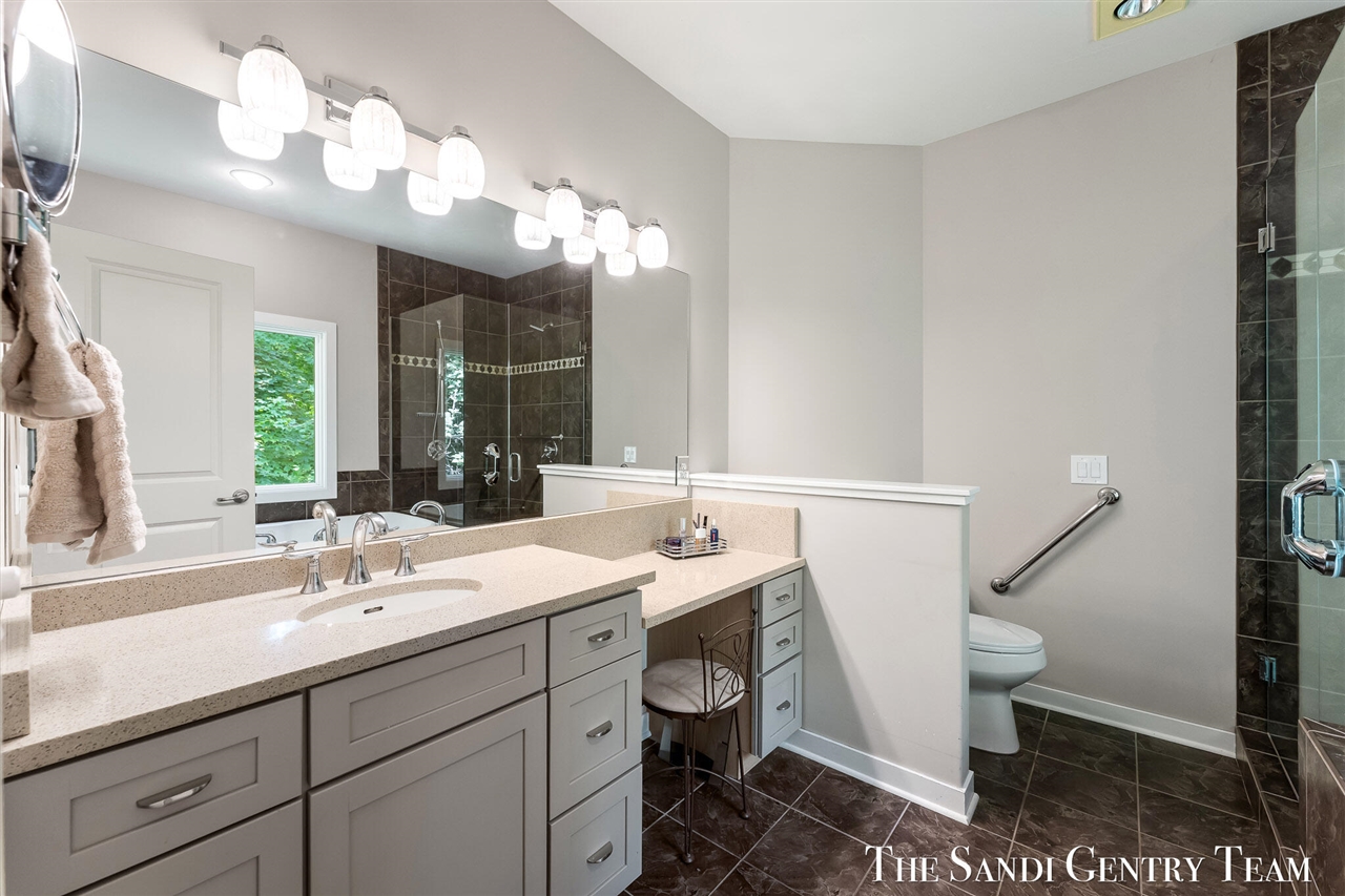 property viewer photo 26