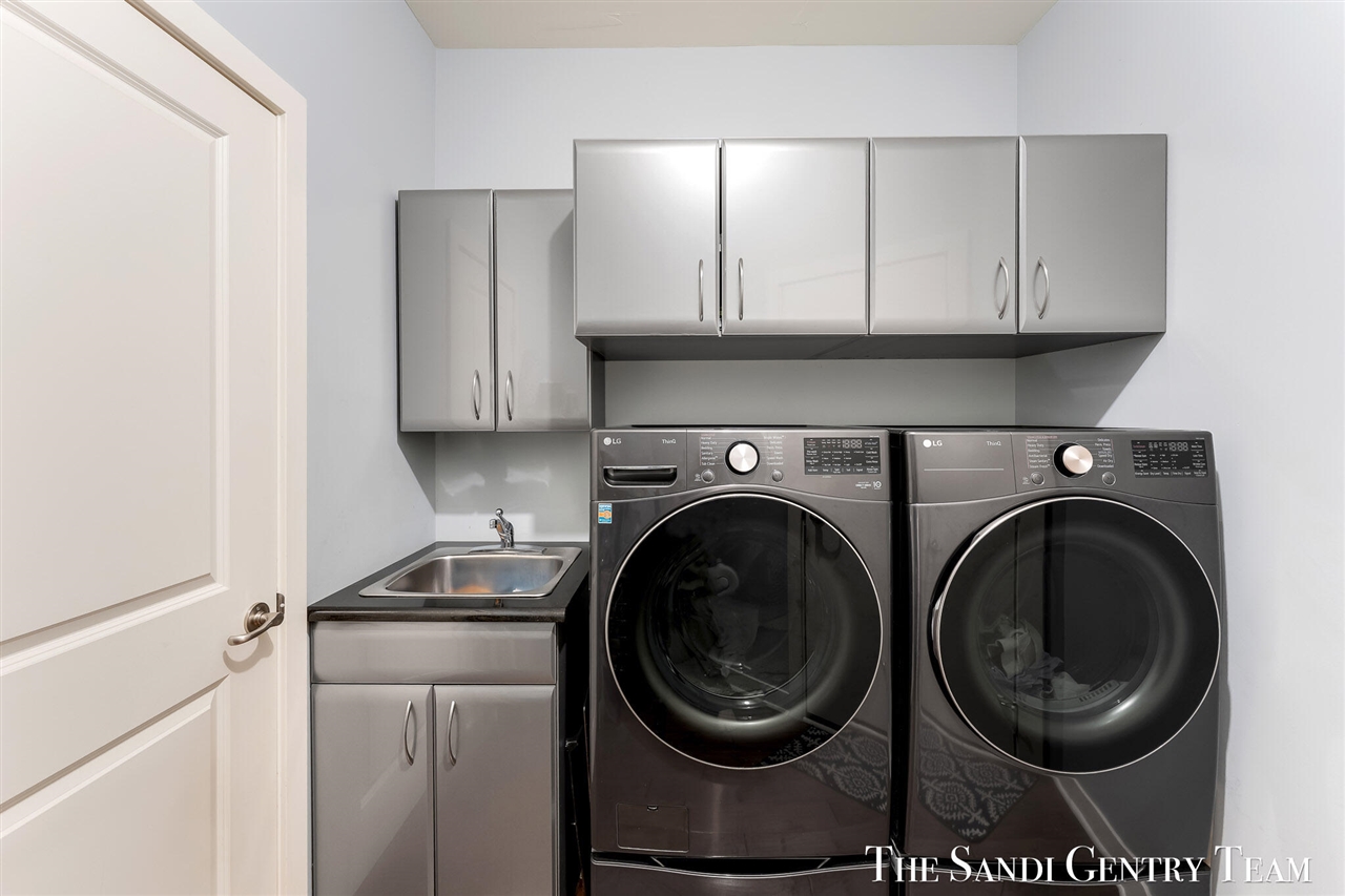 property viewer photo 31