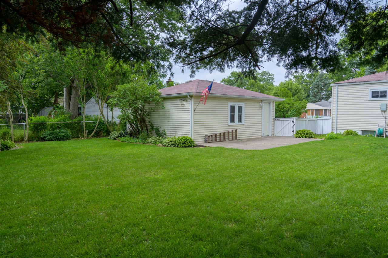main property photo 5
