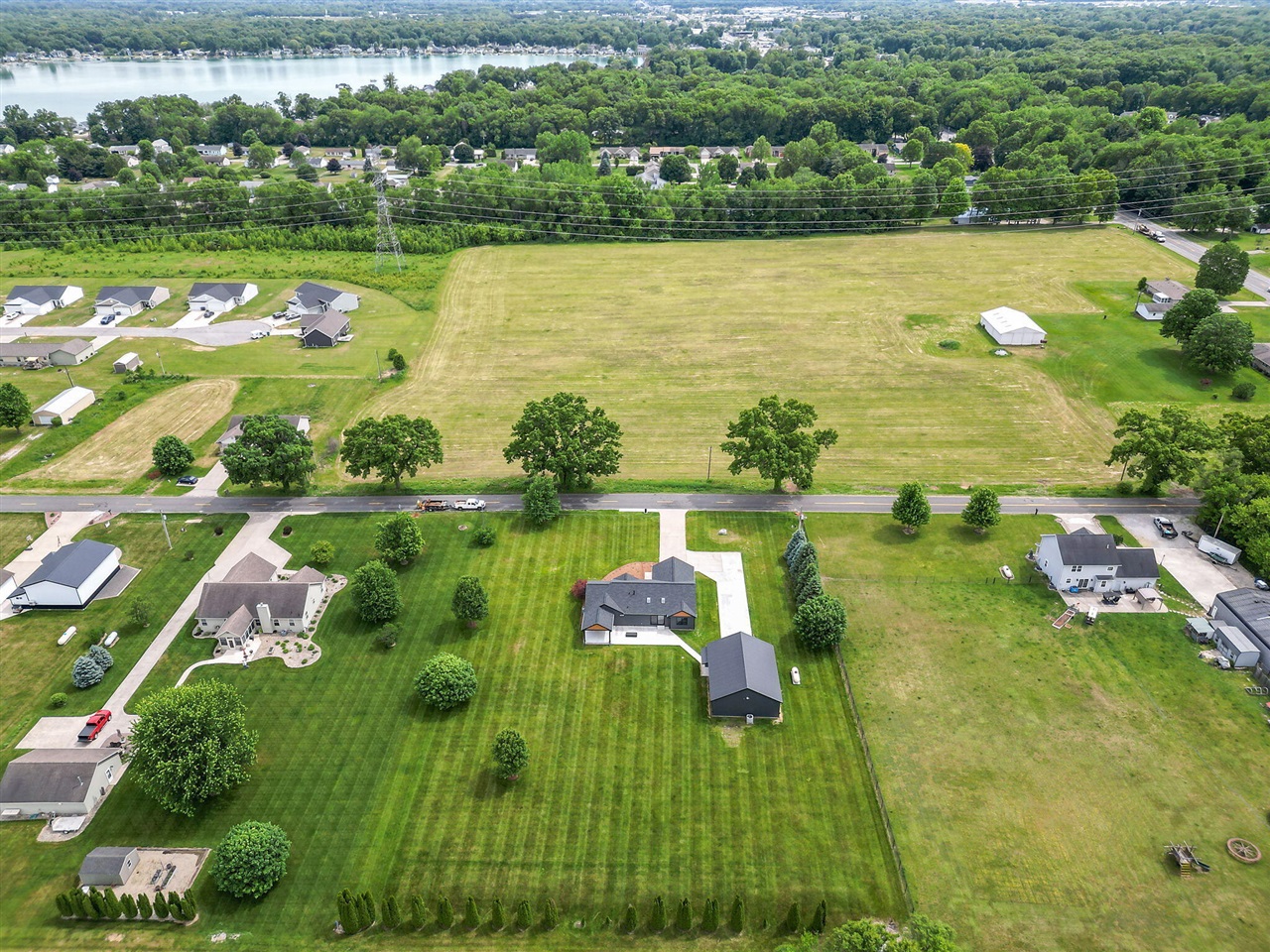 main property photo 44