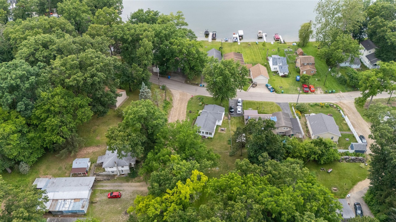 main property photo 40