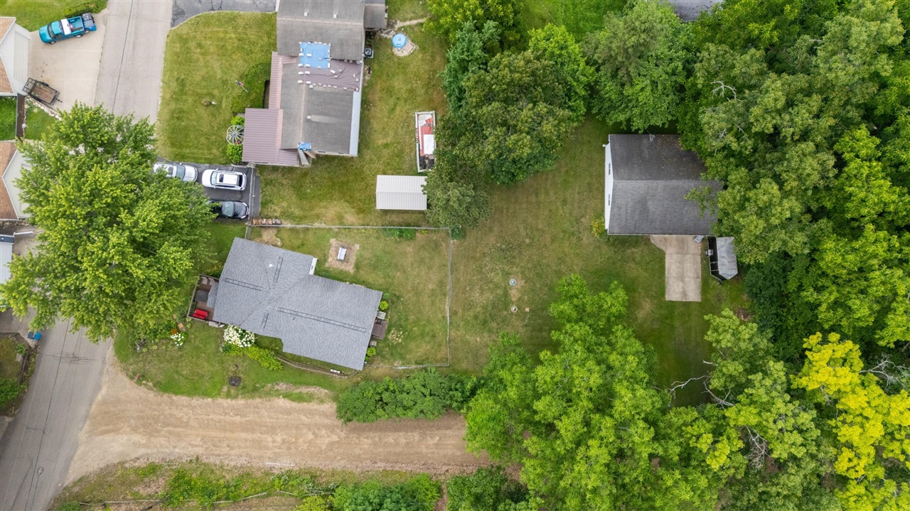 main property photo 44