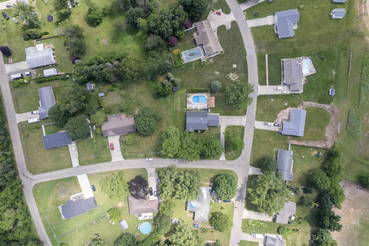 main property photo 57