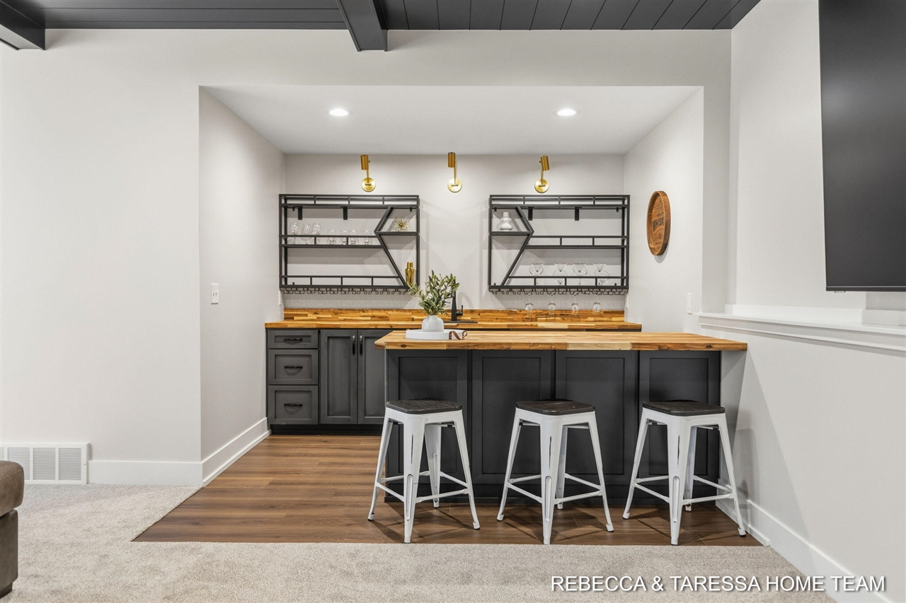 main property photo 86