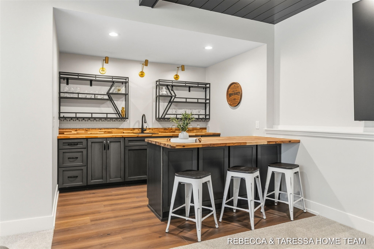 main property photo 87