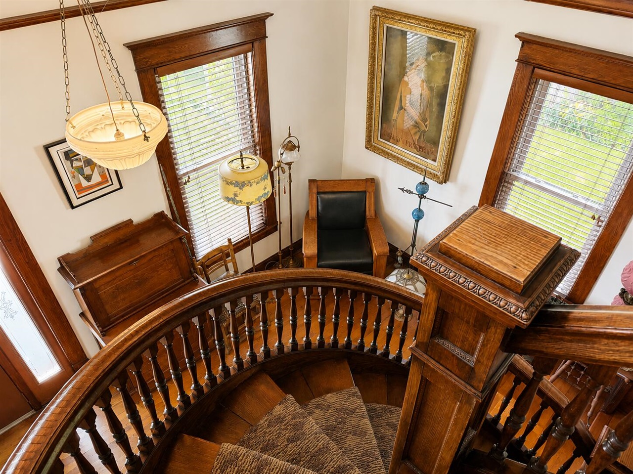 main property photo 19