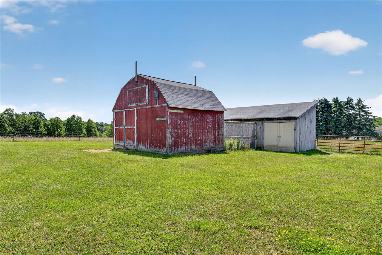 main property photo 53