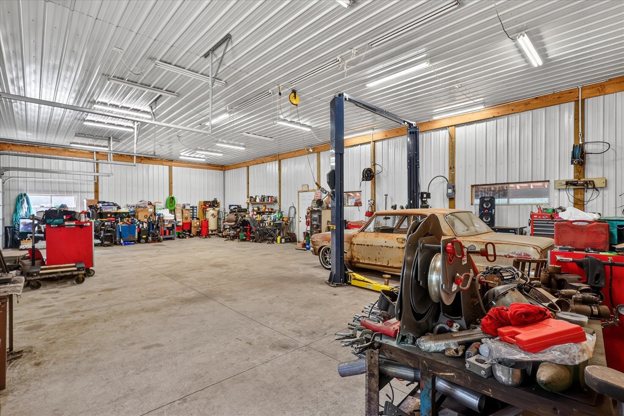 main property photo 46