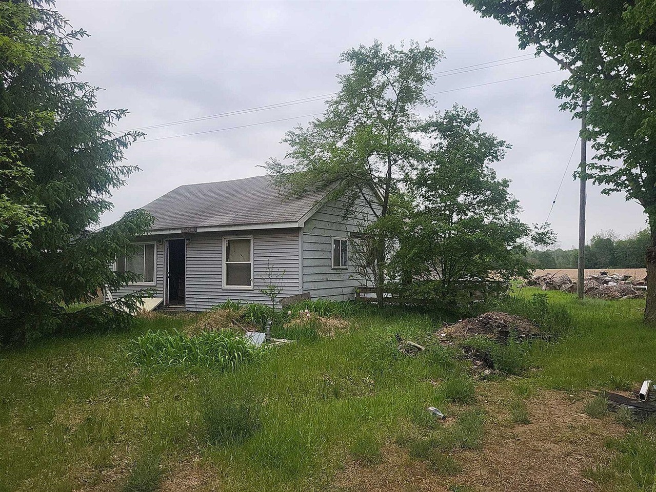 main property photo 8