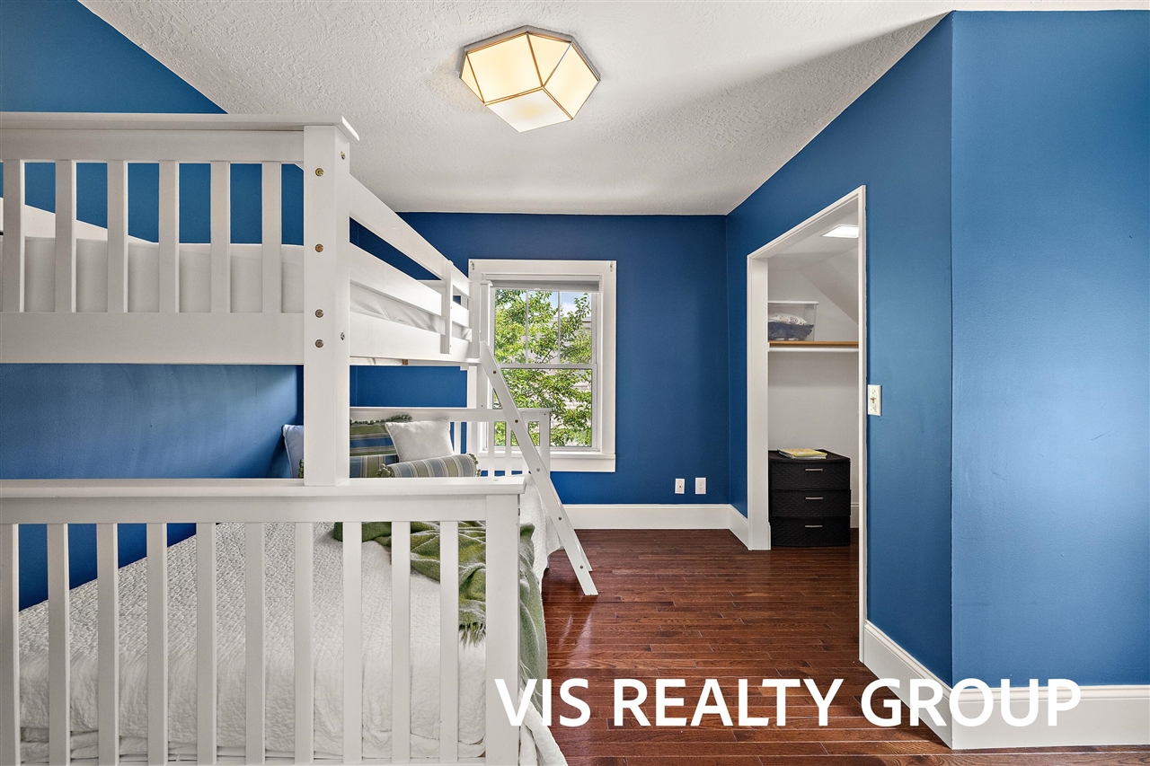 main property photo 57