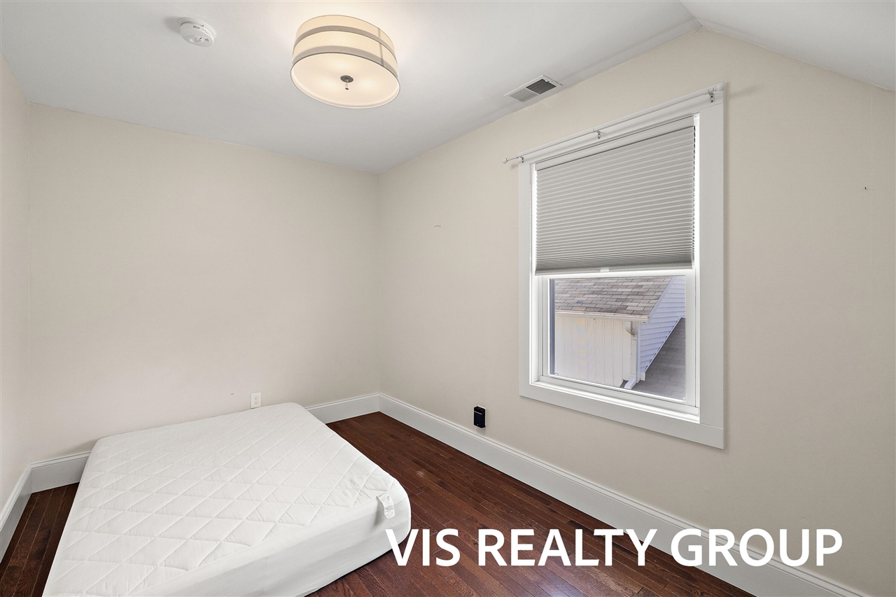 main property photo 64
