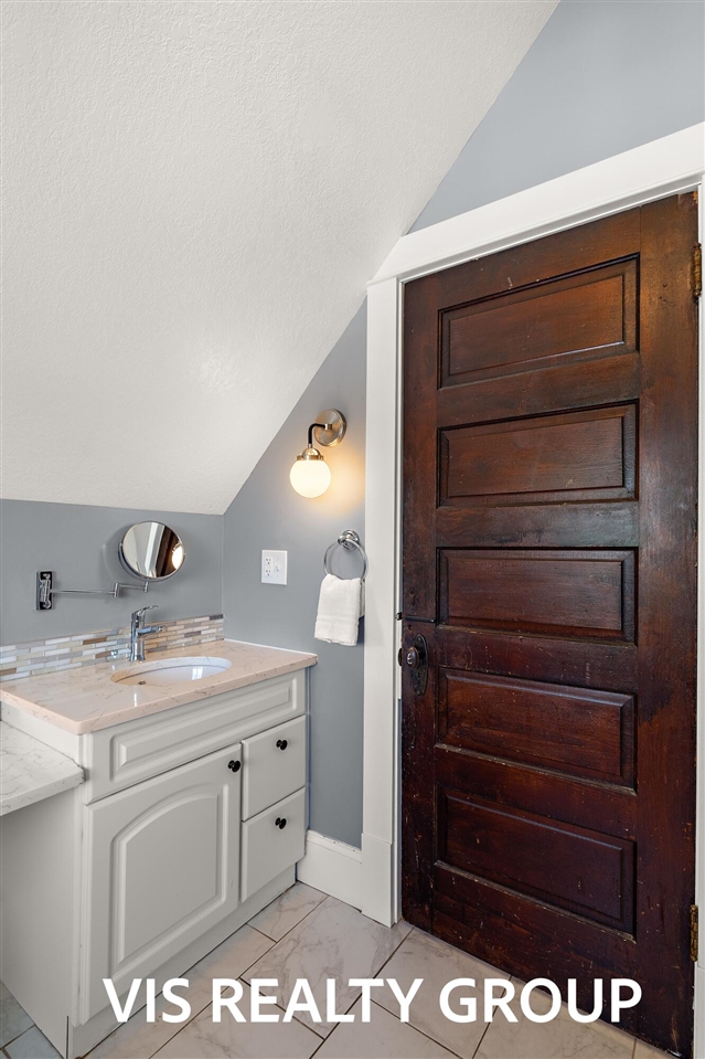 main property photo 71