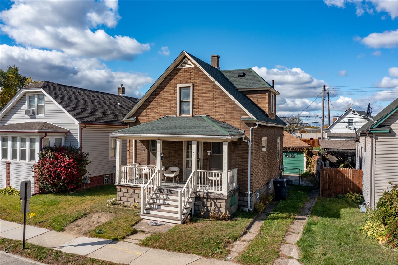 main property photo 31