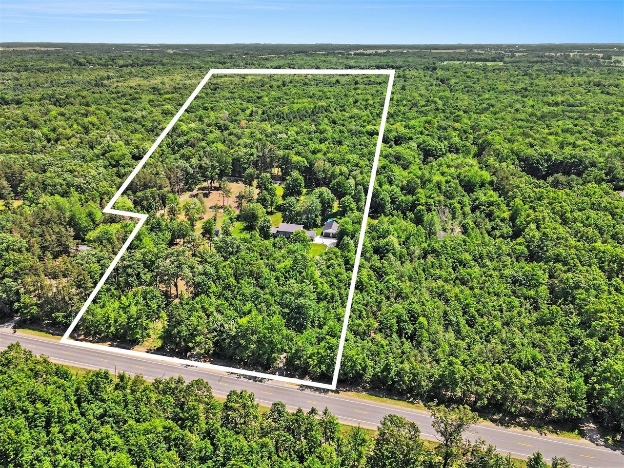 main property photo 43