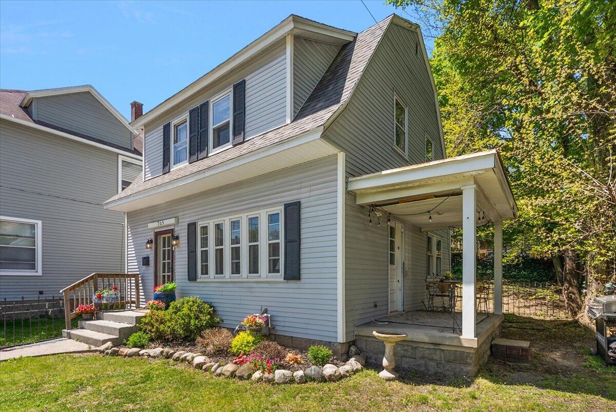 main property photo 2