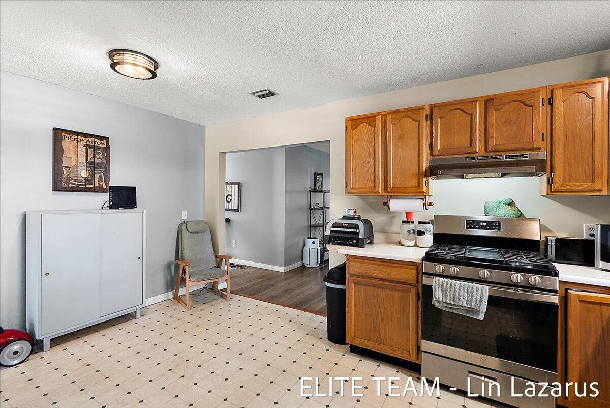 property viewer photo 10