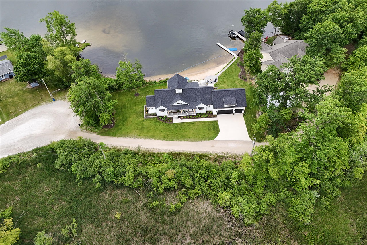 main property photo 74