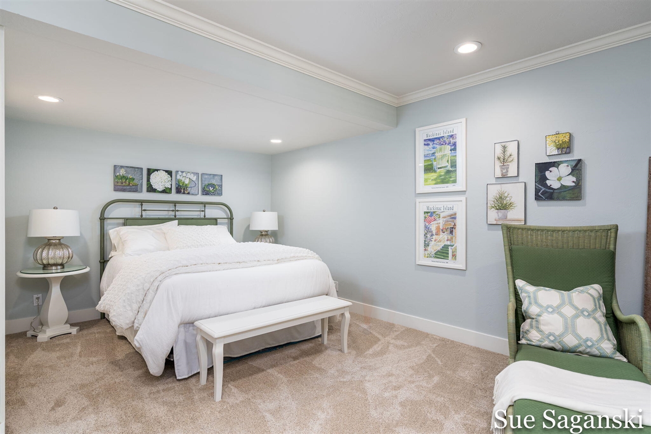 main property photo 78
