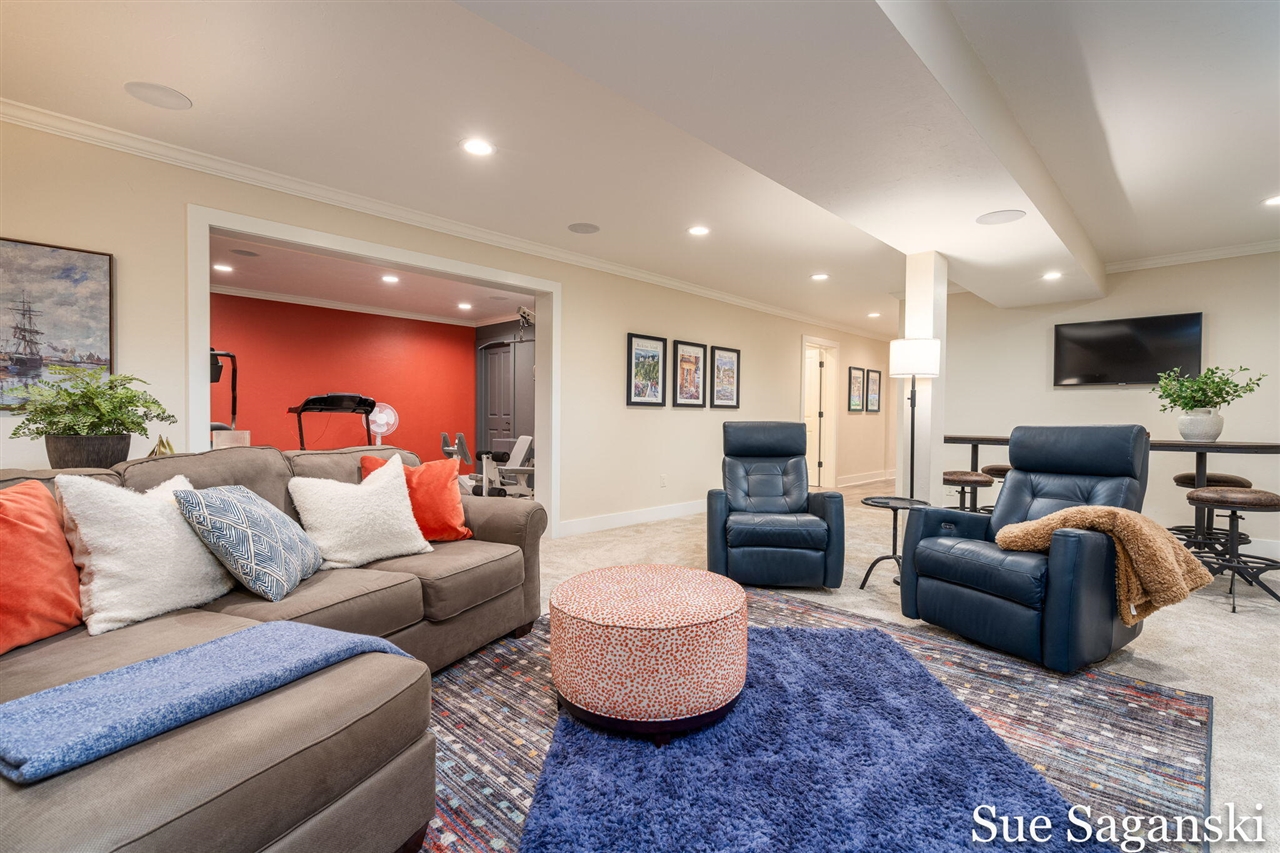 main property photo 85