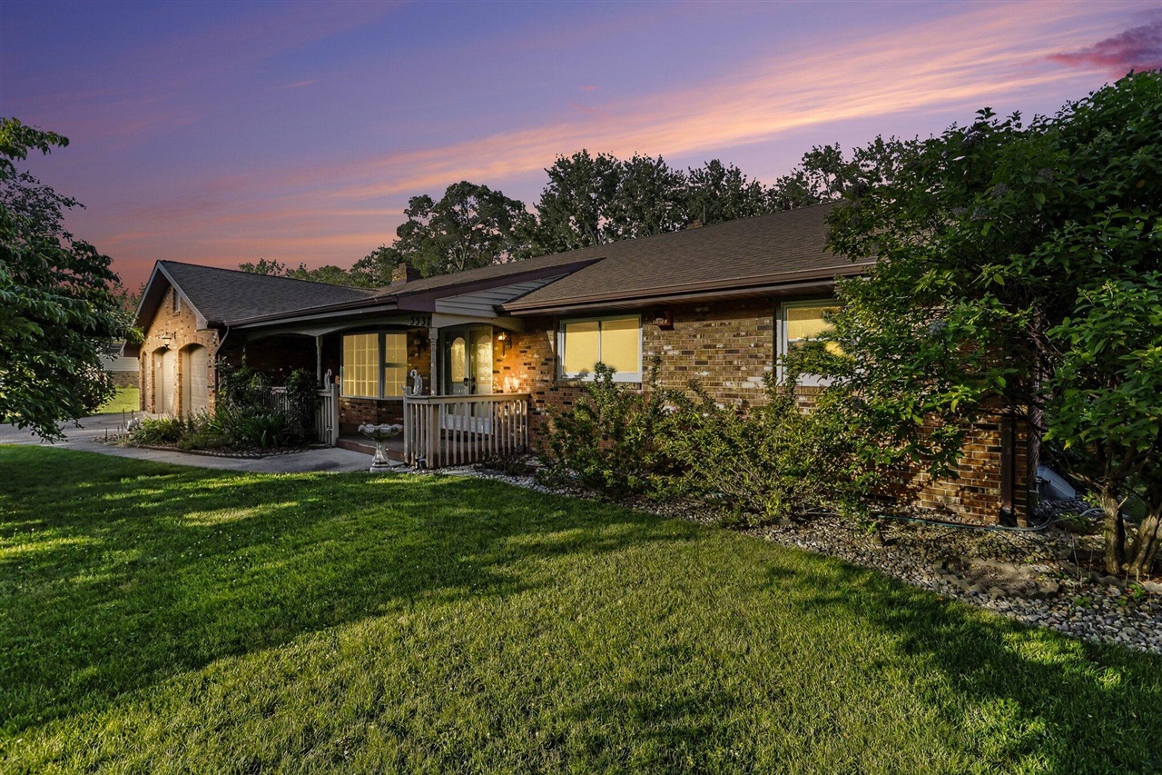 main property photo 36