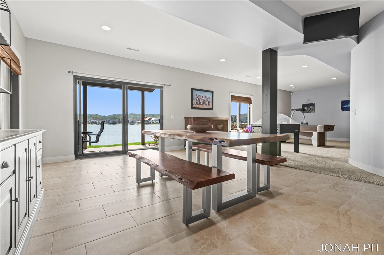 main property photo 89