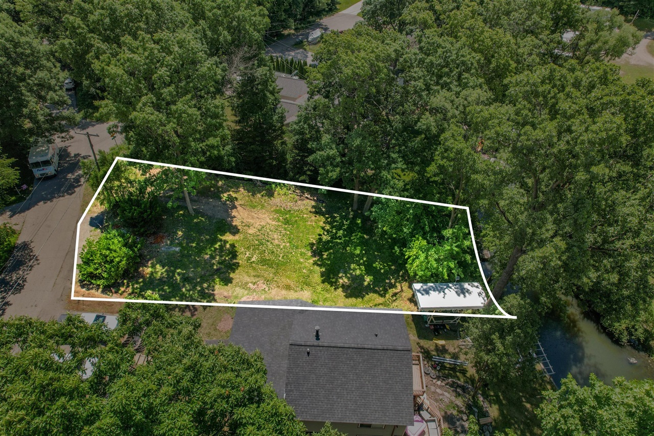 main property photo 12