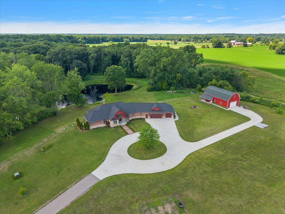 main property photo 77