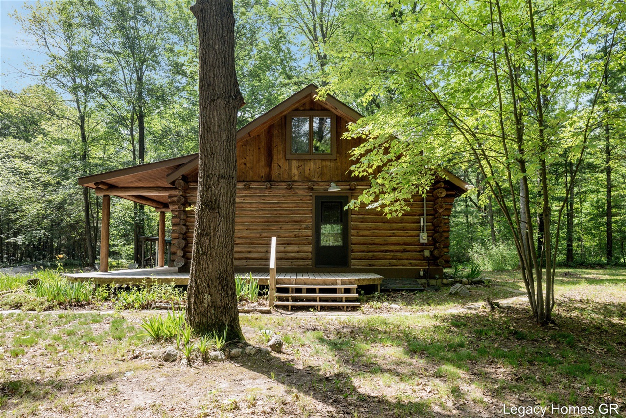 main property photo 26
