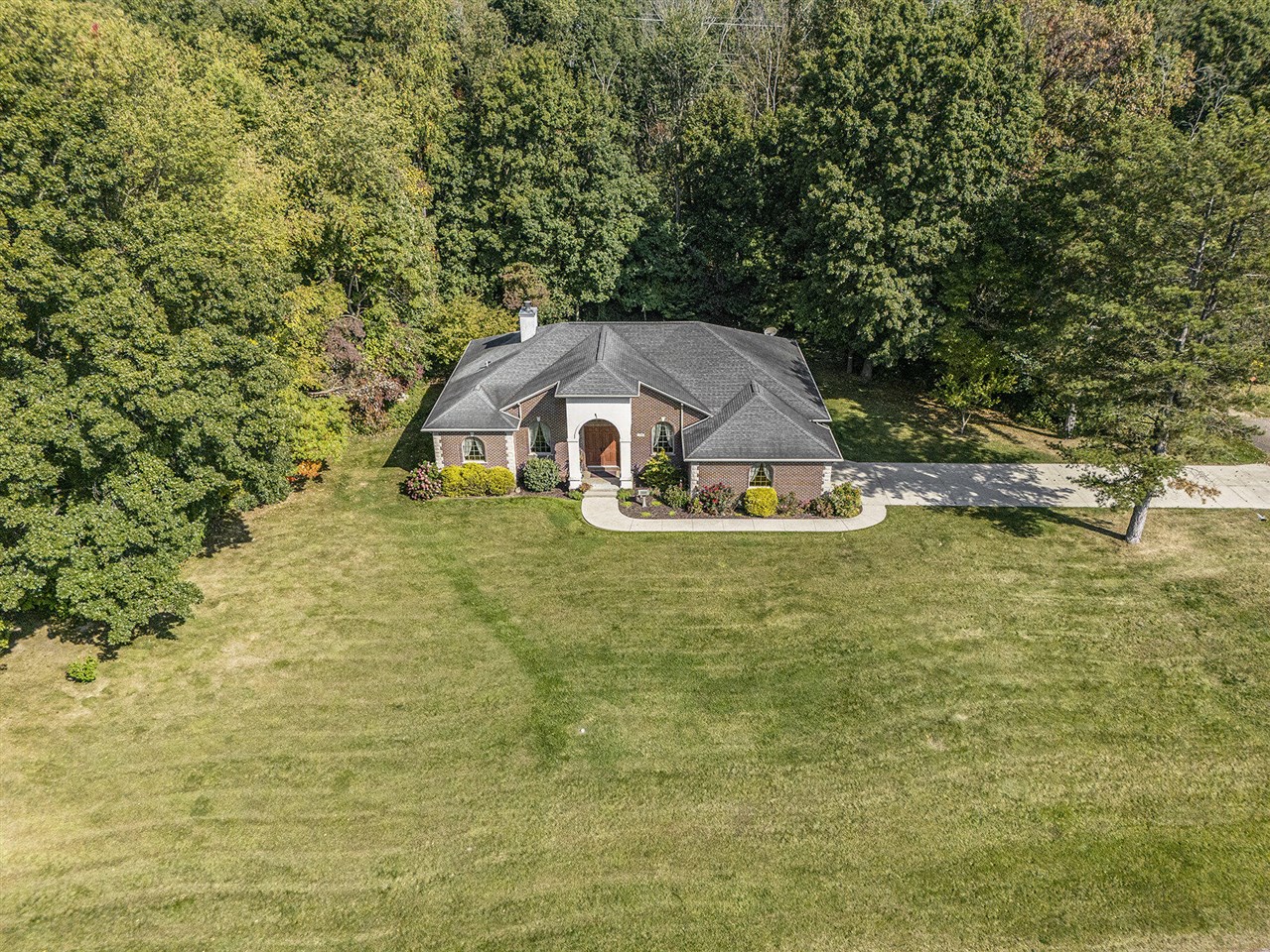 main property photo 27