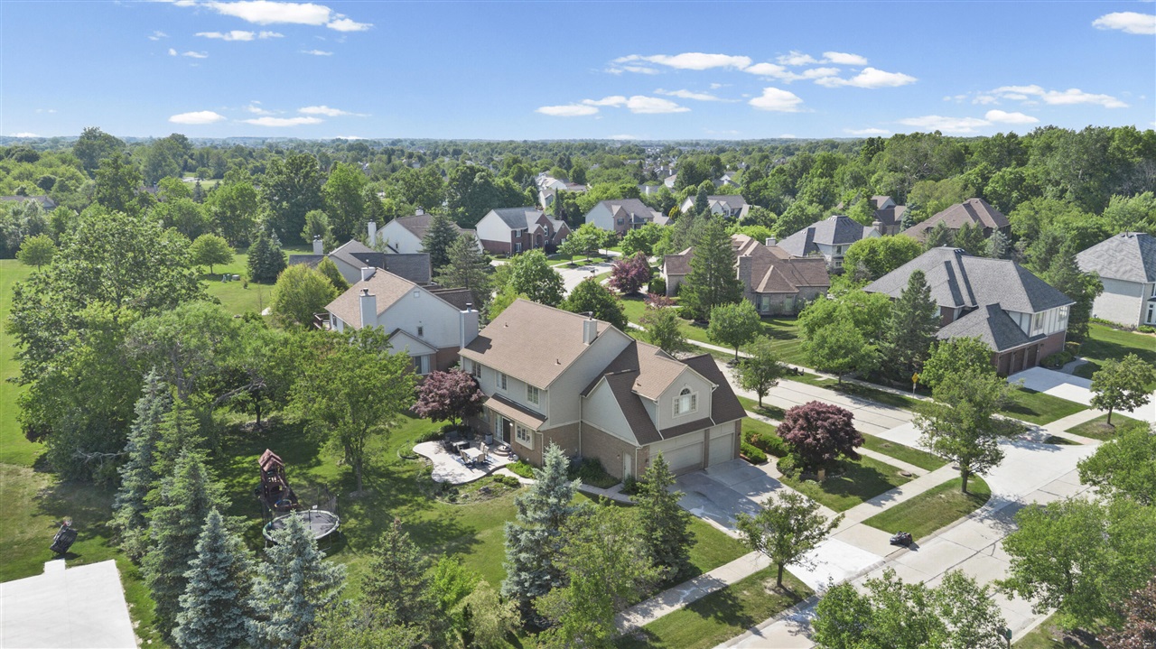 main property photo 46