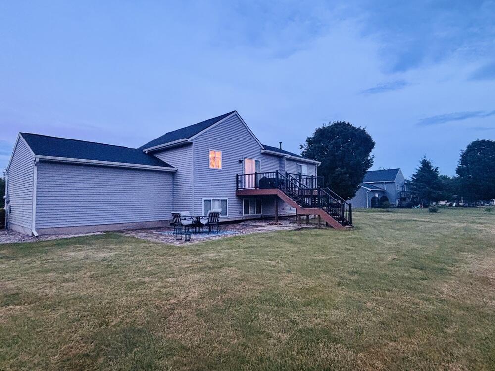 main property photo 32