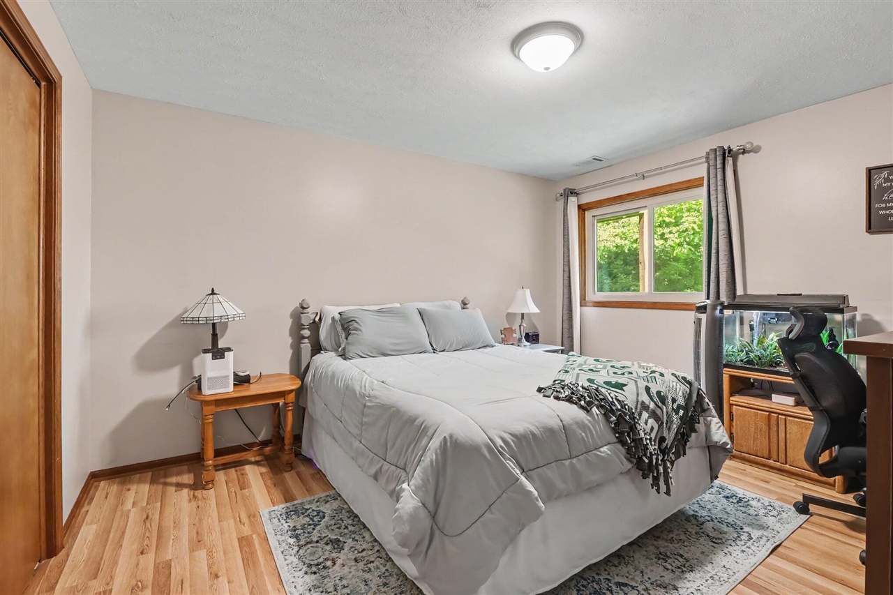 property viewer photo 15