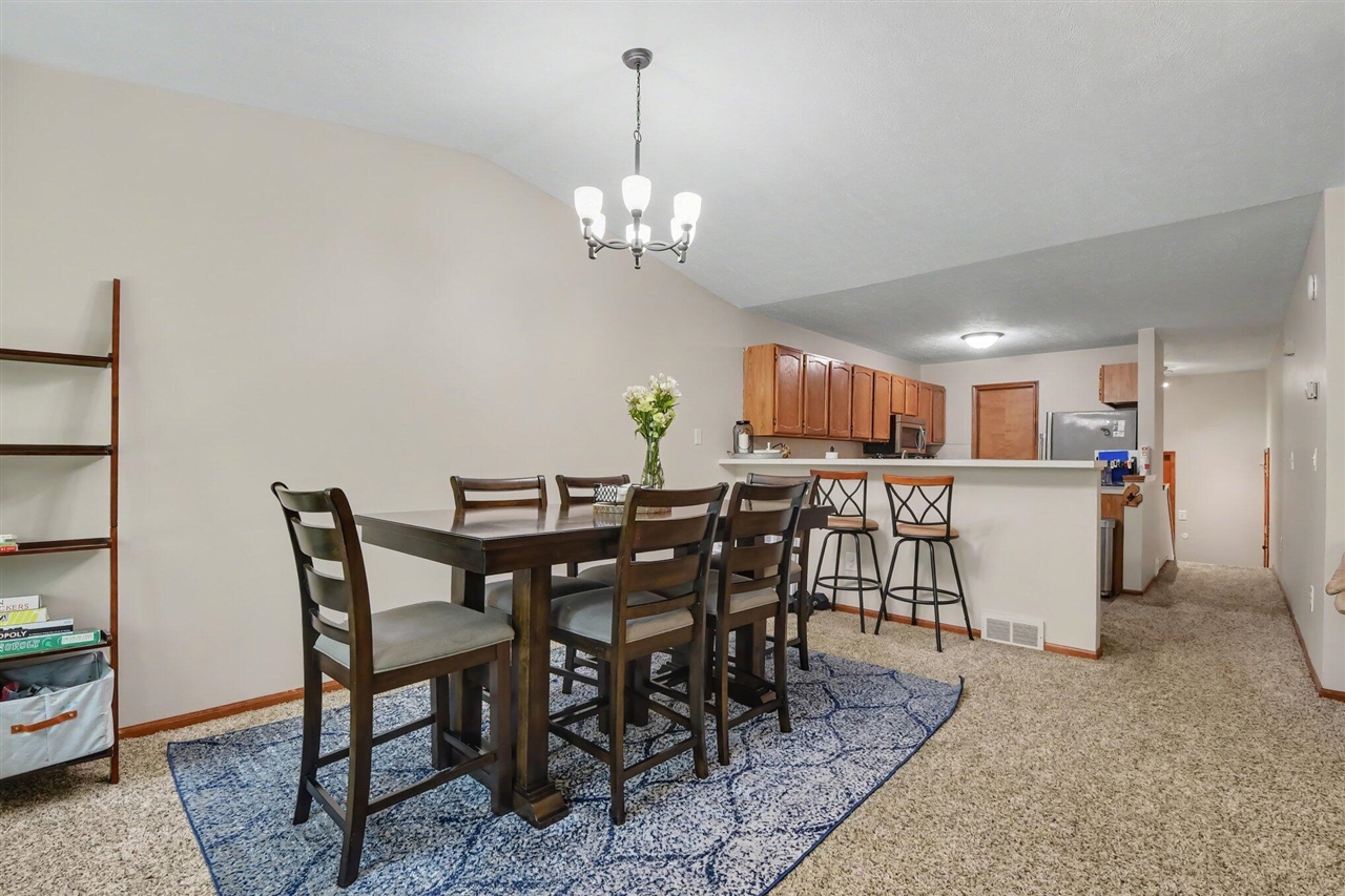 property viewer photo 7